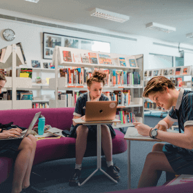 International Curriculum - Australian International School (AIS)