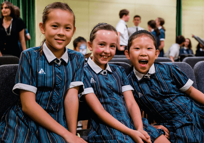 AIS School Girls AIS School Girls - Australian International School (AIS)