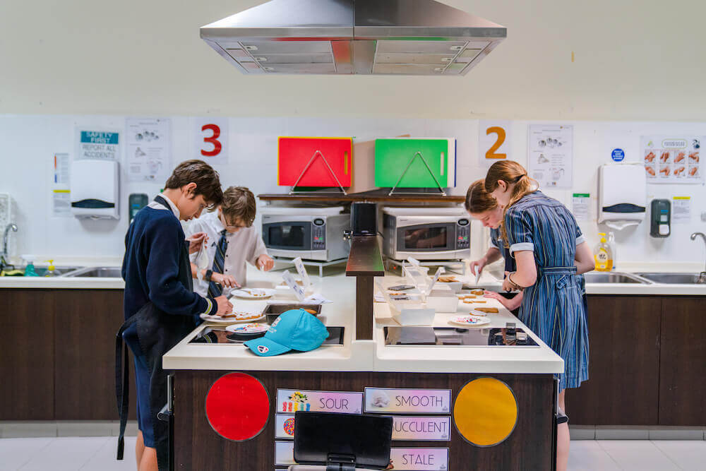 he Significance and Benefits of Co-Curricular Activities (CCAs) for Children - Australian International School (AIS)