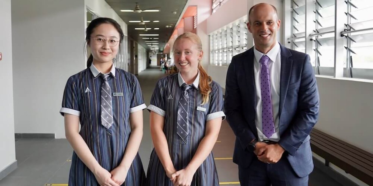 Peter Ellis and prefects_4